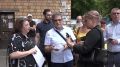 СВАЛКЕ БЫТЬ ИЛИ НЕТ?. В одном из дворов Октябрьского района предприниматели устроили стихийную свалку