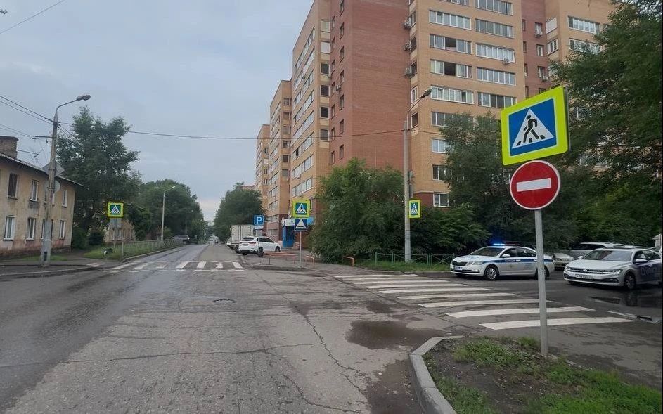 Внимание, водители!. Красноярск Кировский район переулок Маяковского Введена односторонняя схема движения Внимание, водители!. Красноярск Кировский район переулок Маяковского Введена односторонняя схема движения