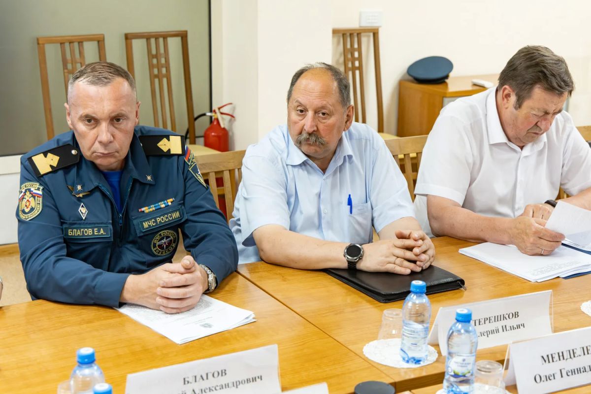 Пострадавшим от пожаров передадут жилье в собственность Пострадавшим от пожаров передадут жилье в собственность