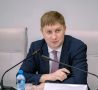 На сессии Законодательного собрания представил закон, согласно которому полномочия по разработке документов в области градостроительного планирования переходят к правительству региона