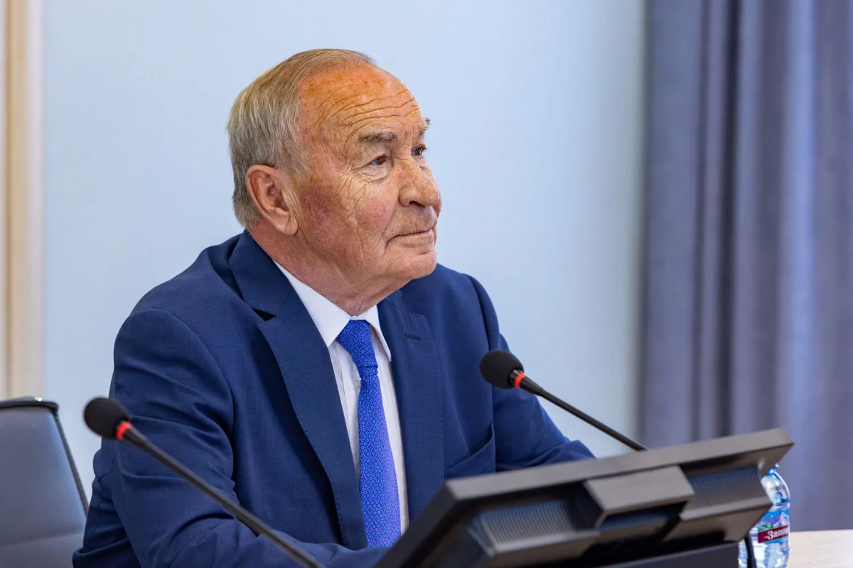 Алексей Додатко представил коллективу Счетной палаты нового руководителя Алексей Додатко представил коллективу Счетной палаты нового руководителя