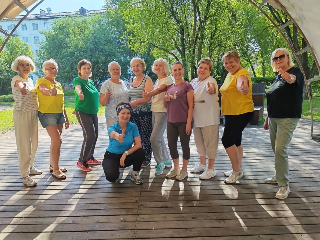 В объективе – Зеленогорск, где небольшой «отряд» дворовых инструкторов готов предложить своим землякам много полезных и увлекательных активностей В объективе – Зеленогорск, где небольшой «отряд» дворовых инструкторов готов предложить своим землякам много полезных и увлекательных активностей