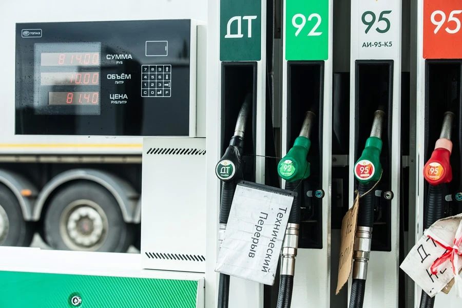 Власти Приморья заявили, что продажа бензина по схеме «чёт-нечёт» доставляет лишние «неудобства»