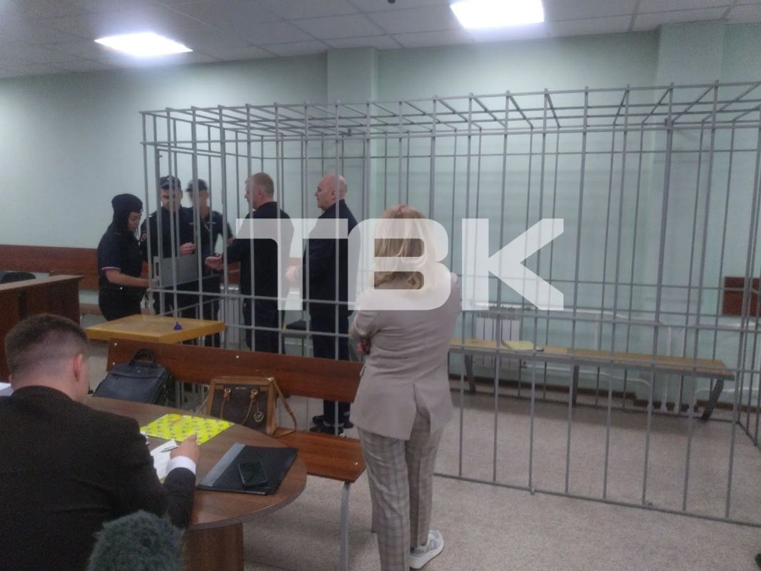 Очередное заседание по делу Владислава Логинова началось в Центральном районном суде Очередное заседание по делу Владислава Логинова началось в Центральном районном суде