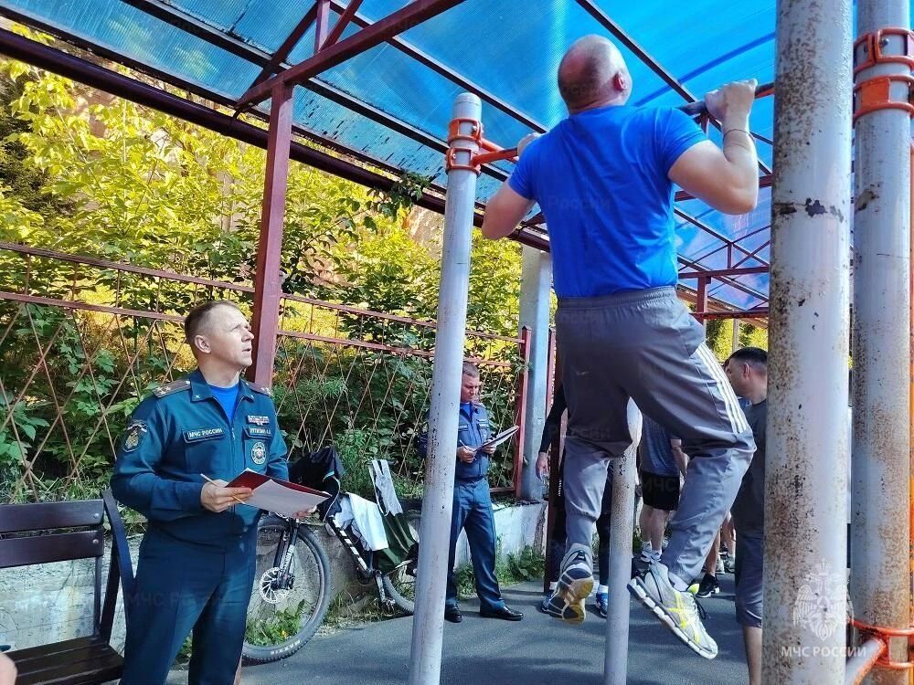 Сотрудники Главного управления сдали зачеты по физической подготовке Сотрудники Главного управления сдали зачеты по физической подготовке