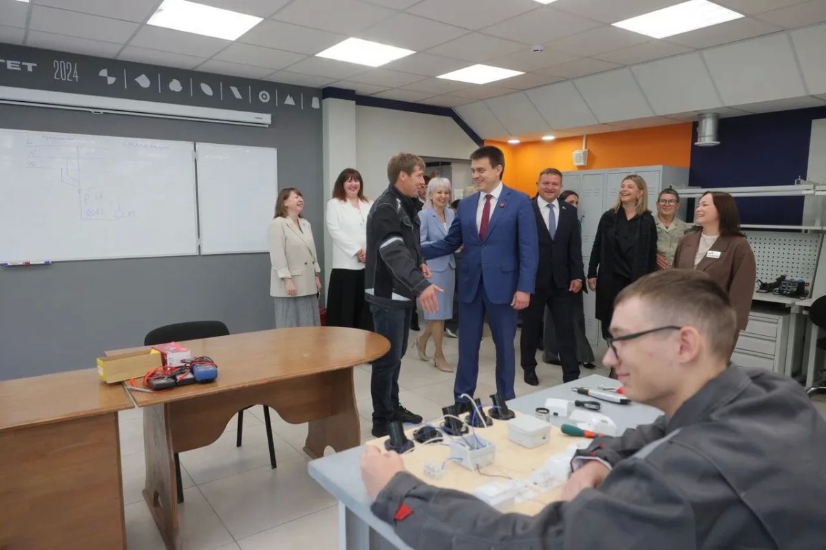 Михаил Котюков: Учебный год сегодня начался для 144 тысяч студентов вузов, техникумов и колледжей края Михаил Котюков: Учебный год сегодня начался для 144 тысяч студентов вузов, техникумов и колледжей края