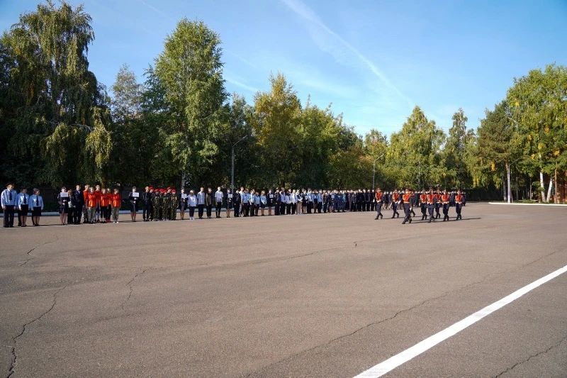 Прими участие в военно-патриотической эстафете! Прими участие в военно-патриотической эстафете!