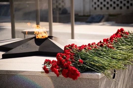 Руководитель Главного следственного управления принял участие в памятных мероприятиях, посвященных Победе над милитаристской Японией и окончанию Второй мировой войны Руководитель Главного следственного управления принял участие в памятных мероприятиях, посвященных Победе над милитаристской Японией и окончанию Второй мировой войны