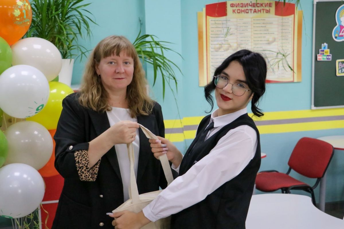 Около 170 школьников Красноярского края начали учебный год в Профклассах.ФМ Около 170 школьников Красноярского края начали учебный год в Профклассах.ФМ
