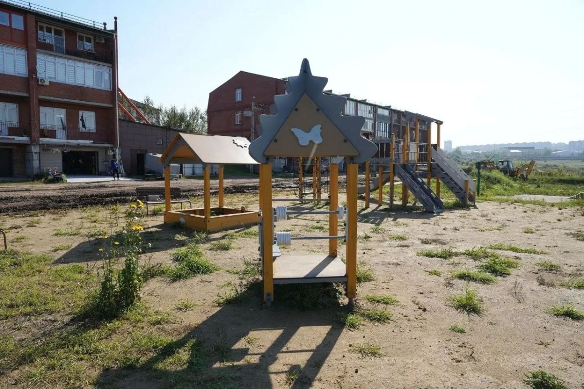 Глава Красноярска показал новые дороги в Солонцах Глава Красноярска показал новые дороги в Солонцах