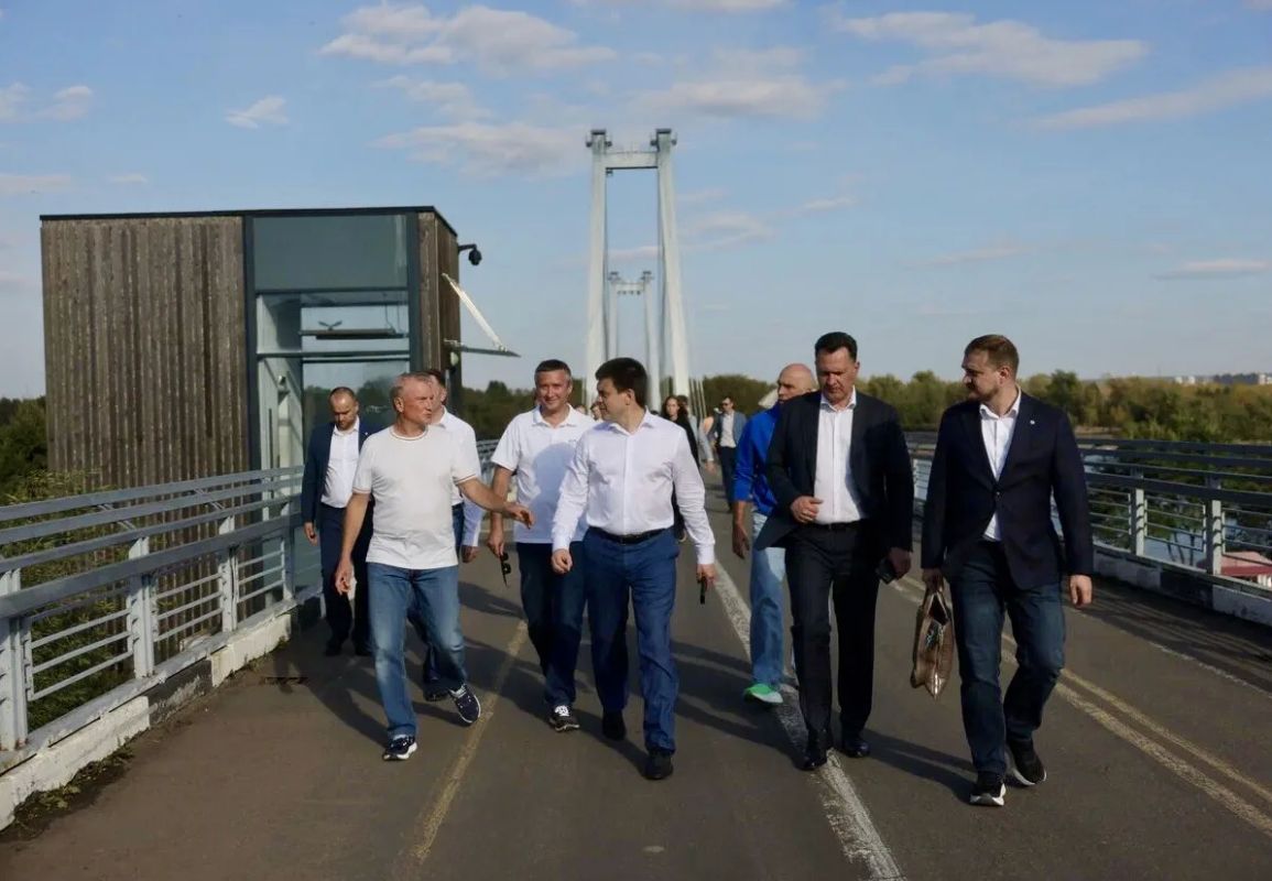 Михаил Котюков: Вчера команда Сбера во главе с Германом Грефом работала в Красноярске Михаил Котюков: Вчера команда Сбера во главе с Германом Грефом работала в Красноярске