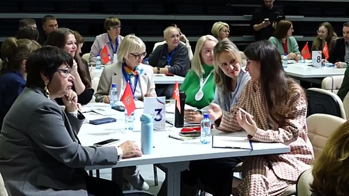 КАК ПРЕПОДАВАТЬ ОСНОВЫ РОССИЙСКОЙ ГОСУДАРСТВЕННОСТИ?