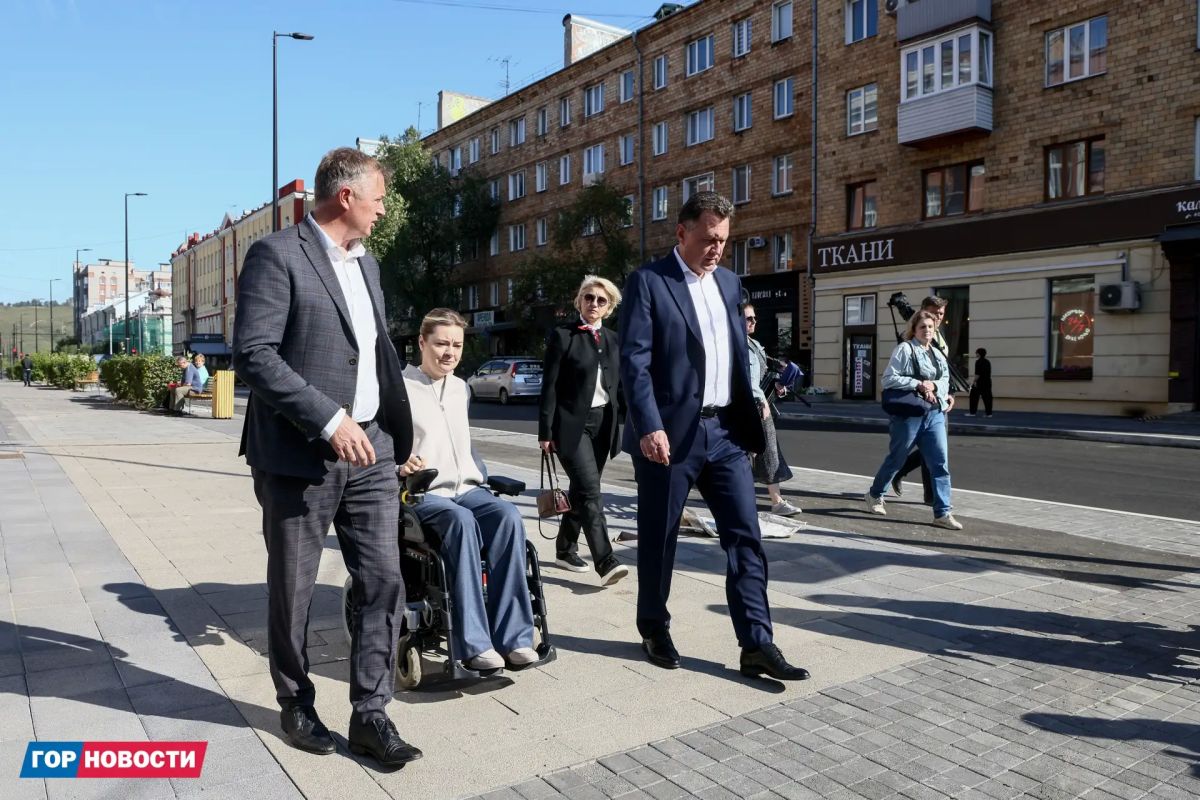 В Красноярске продолжают делать городскую среду удобнее для маломобильных жителей В Красноярске продолжают делать городскую среду удобнее для маломобильных жителей