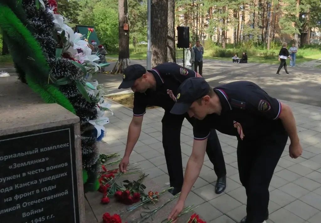 День солидарности в борьбе с терроризмом: единство поколений в борьбе за мир День солидарности в борьбе с терроризмом: единство поколений в борьбе за мир