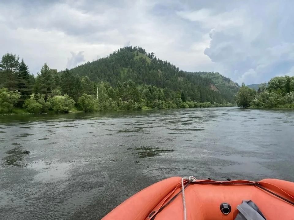 Двое мужчин бесследно пропали на реках в Красноярском крае