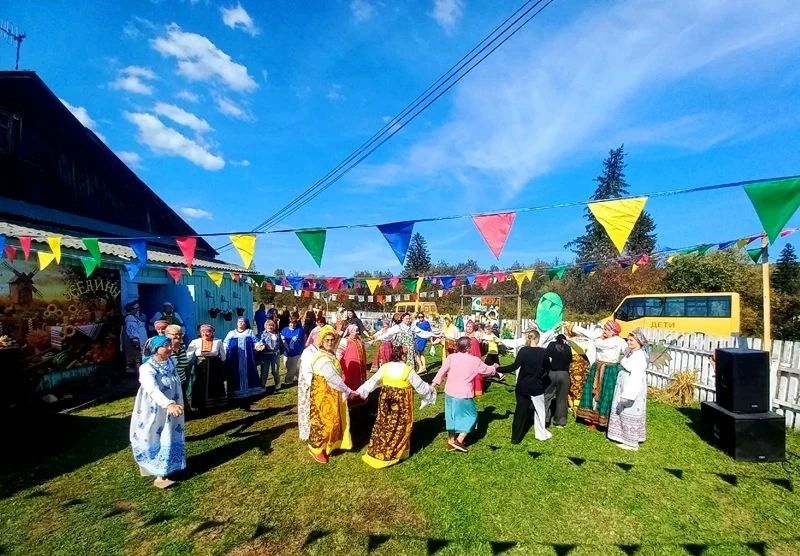 Осенины в Косачах – праздник, согревающий душу! Осенины в Косачах – праздник, согревающий душу!