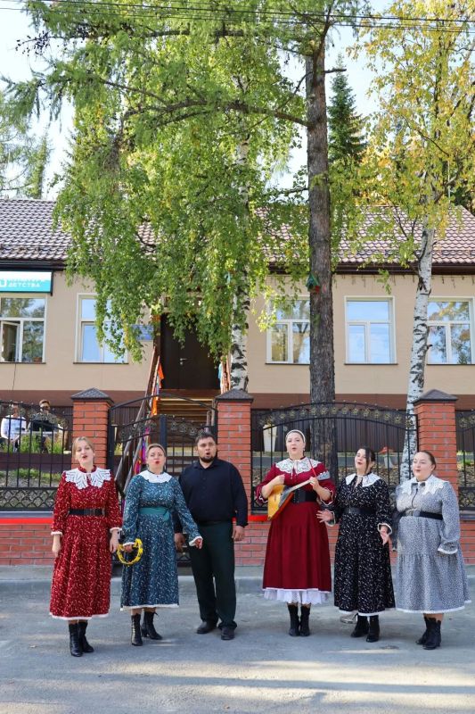 «Наш край — единая семья»: в Северо-Енисейском округе открылся центр «Глиняные сказки» «Наш край — единая семья»: в Северо-Енисейском округе открылся центр «Глиняные сказки»