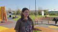 #благоустройство. Шестиклассница Софья Ахалая рада, что в её городе Уяре на месте бывшего пустыря возле школы обустроили востребованную детскую площадку с горками, качелями, спортивными тренажёрами