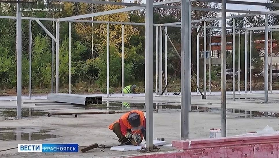 В Красноярске возводят две модульные школы