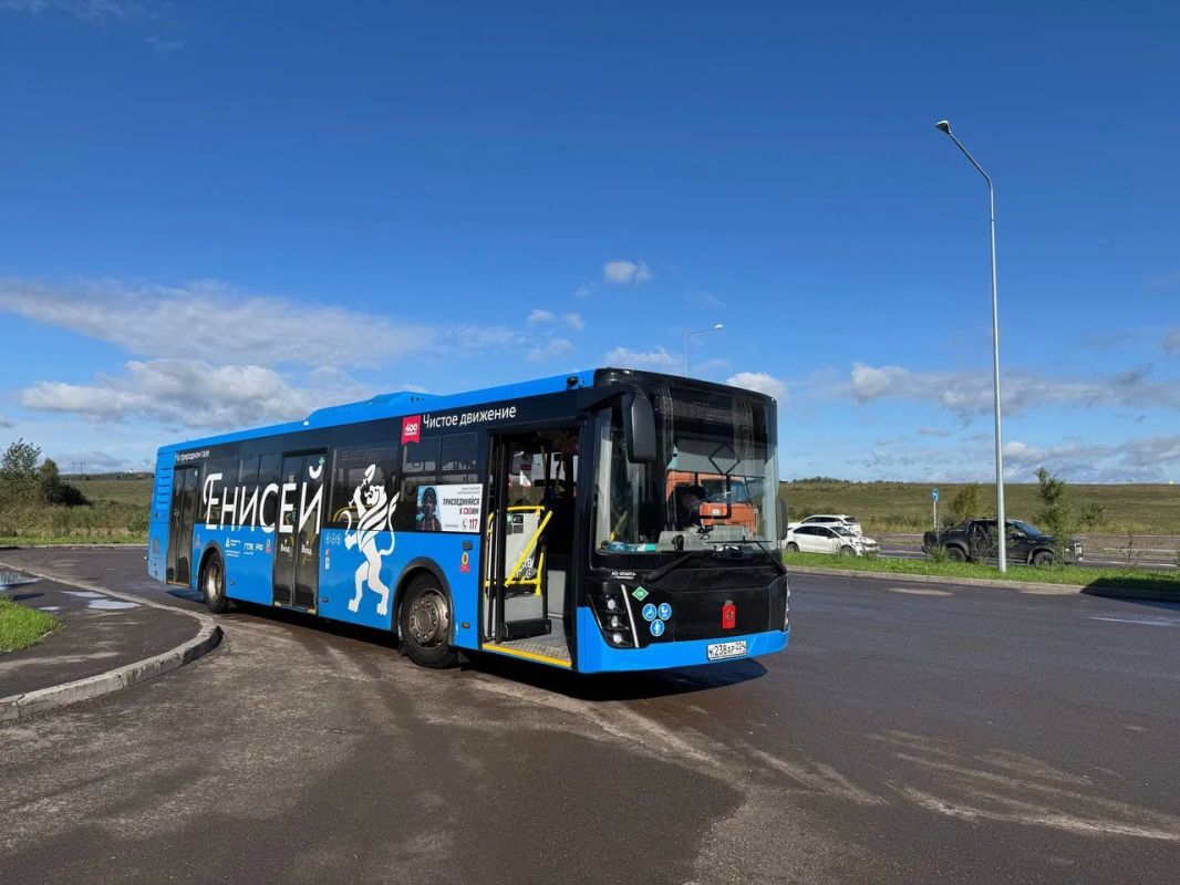 На улицы Красноярска вышли ещё 35 новых газомоторных автобусов