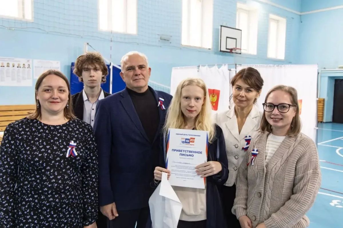 Впервые участвующая в голосовании молодежь делится впечатлениями Впервые участвующая в голосовании молодежь делится впечатлениями