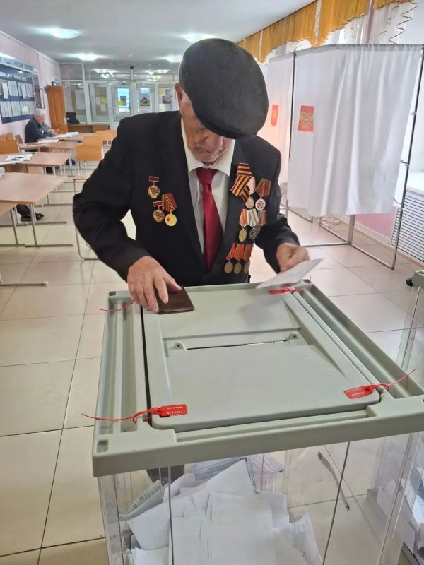 Галочку за своего кандидата, свою партию ставили представители разных национальностей и разных поколений Галочку за своего кандидата, свою партию ставили представители разных национальностей и разных поколений