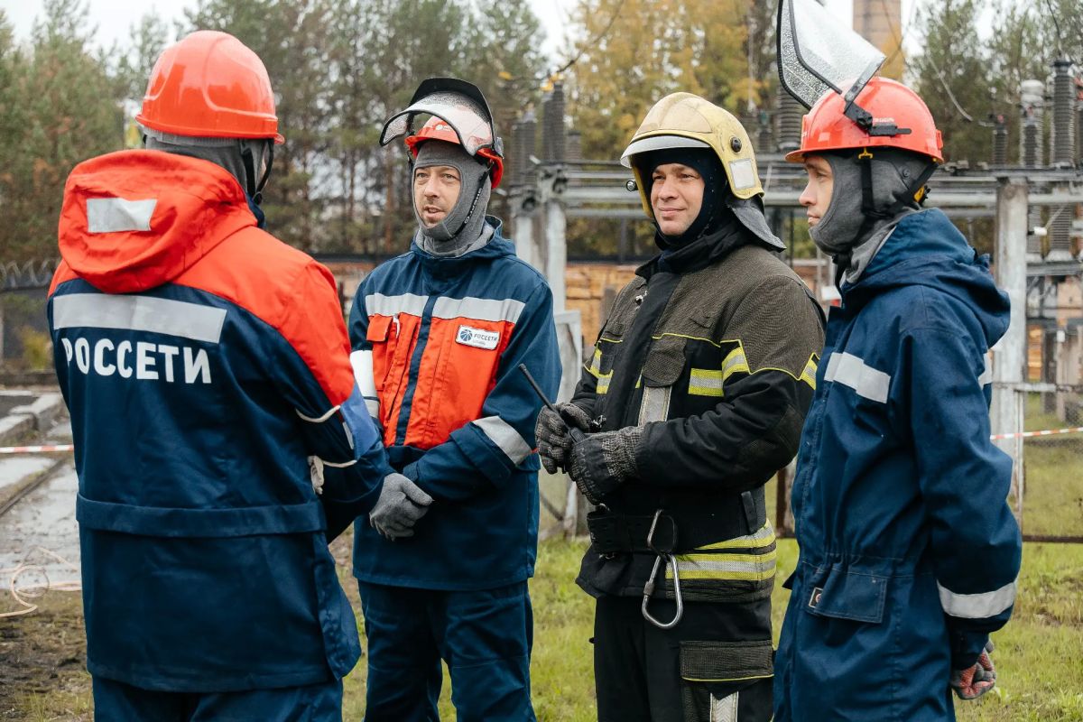 Краевые энергетики провели масштабные учения по отработке сценария ликвидации аварий при низких температурах и штормовом ветре