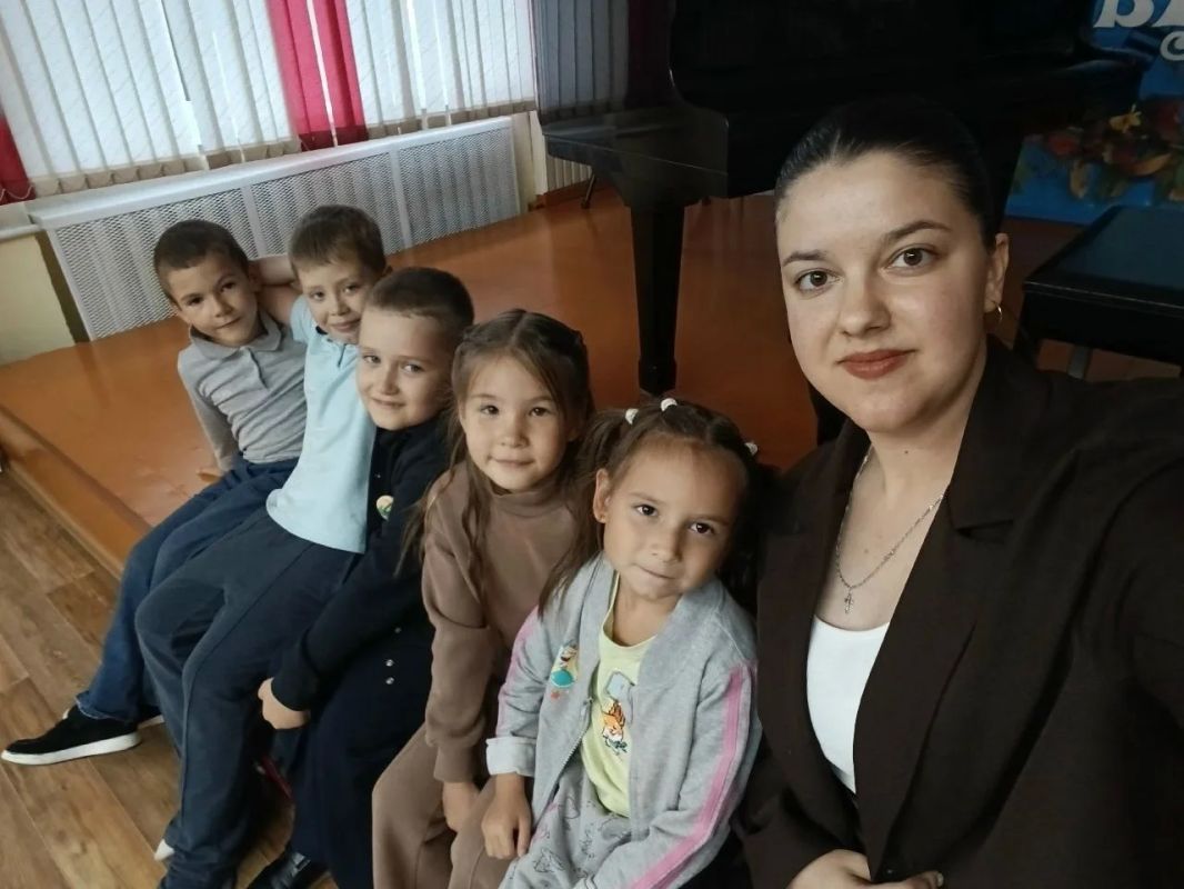 В крае появилось еще 22 земских работника культуры В крае появилось еще 22 земских работника культуры