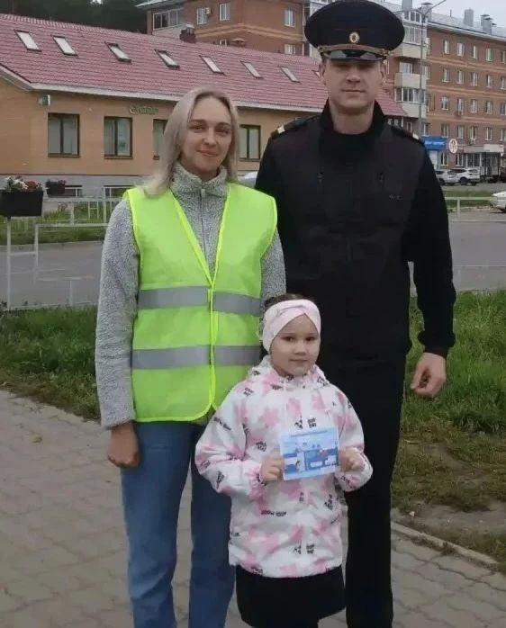 В Лесосибирске родительские патрули активно участвуют в мероприятиях Всероссийской Недели безопасности дорожного движения В Лесосибирске родительские патрули активно участвуют в мероприятиях Всероссийской Недели безопасности дорожного движения
