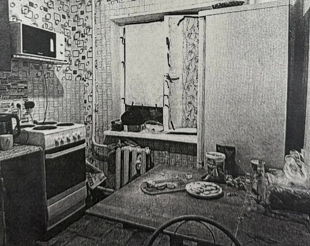 В августе 2025 года 42-летний уроженец Калмыкии – он работал вахтовым методом на одном из предприятий Норильска - позвал в гости коллег на съемную квартиру