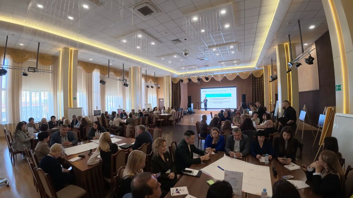 Работа круглых столов Проектно-аналитической сессии федеральной проектной команды «Экономика муниципалитета» проекта ВАРМСУ «Муниципальный диалог» в самом разгаре Работа круглых столов Проектно-аналитической сессии федеральной проектной команды «Экономика муниципалитета» проекта ВАРМСУ «Муниципальный диалог» в самом разгаре