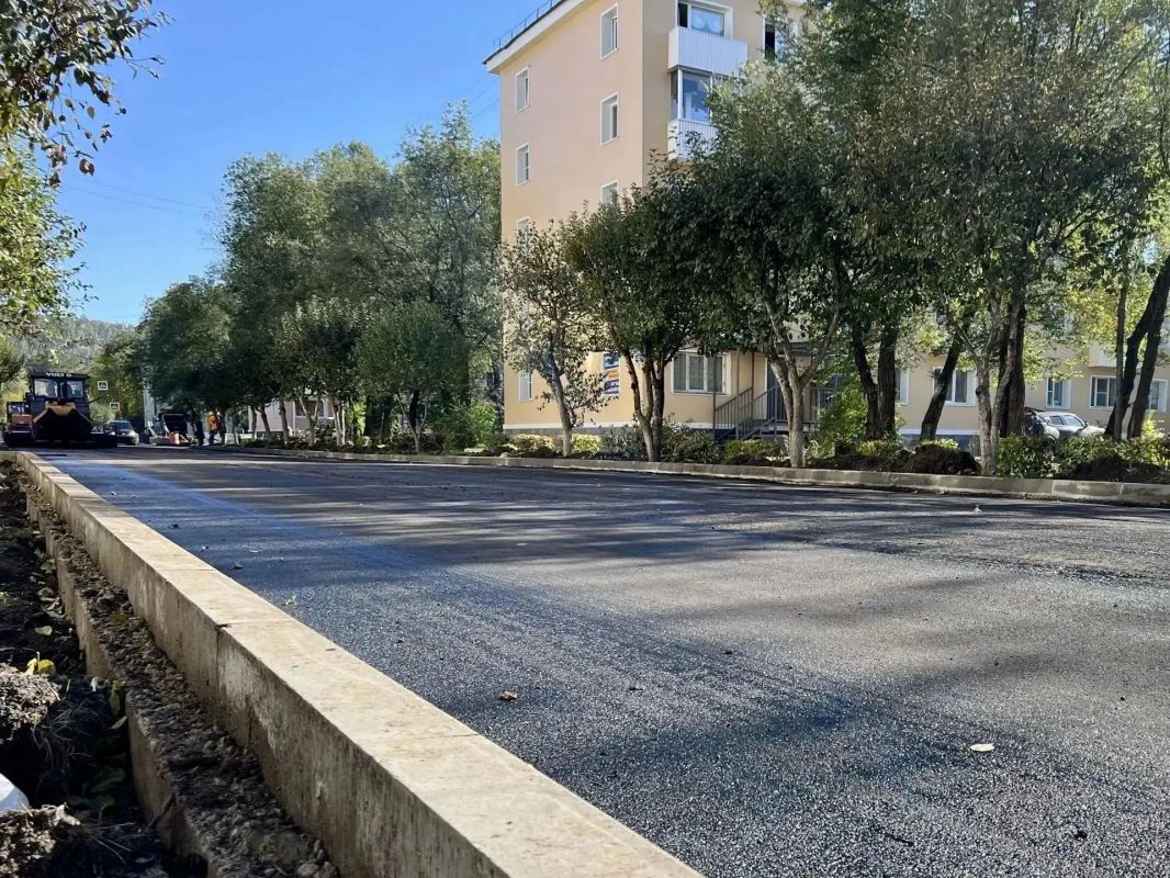 В Железногорске продолжается ремонт на улице Октябрьская В Железногорске продолжается ремонт на улице Октябрьская