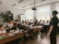 «Азбука безопасности на стальной магистрали»: транспортные полицейские Ачинска проводят уроки для детей и молодежи