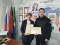 Сегодня был в Потапово.. Вручил руководителю территориального подразделения Вере Зибровой диплом и сертификат от Совета муниципальных образований края за участие в конкурсе на лучшую организацию работы в муниципальном...