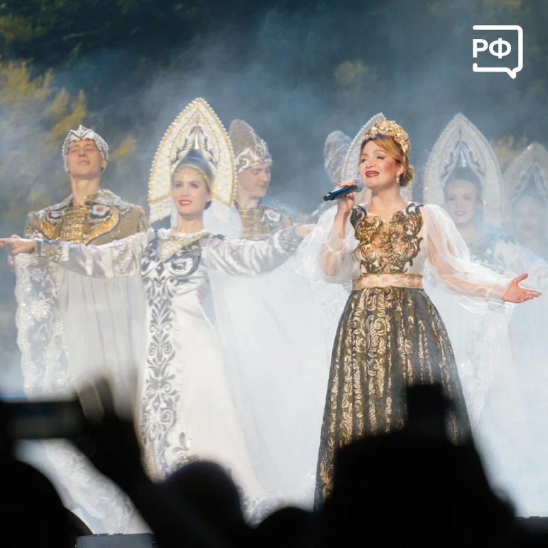 700 участников из 40 стран и более 100 событий — в Красноярске открыли финал VI Международной олимпиады по финансовой безопасности 700 участников из 40 стран и более 100 событий — в Красноярске открыли финал VI Международной олимпиады по финансовой безопасности