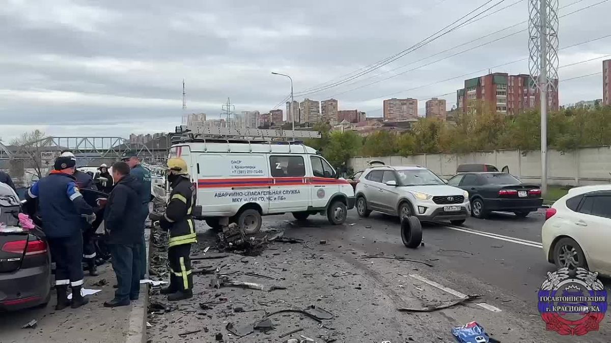 Момент смертельного ДТП в центре Красноярска попал на камеру видеорегистратора