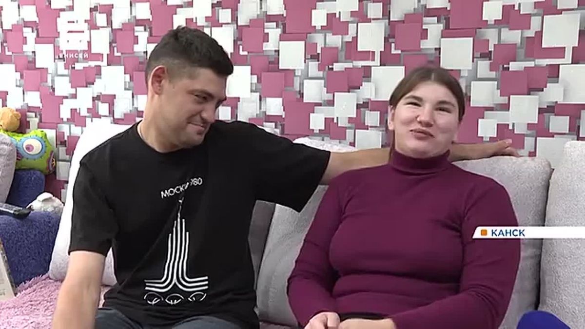 Мужчина с ДЦП из Канска стал детским врачом и блогером