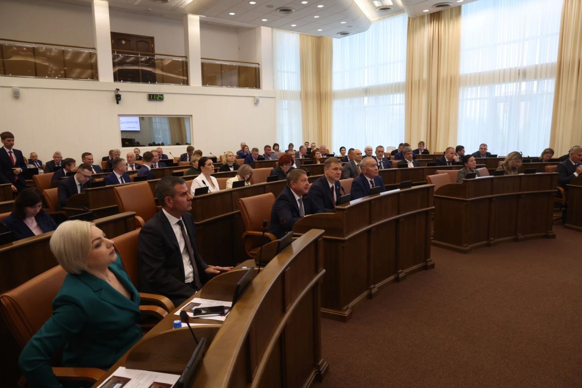 Определен состав комитетов