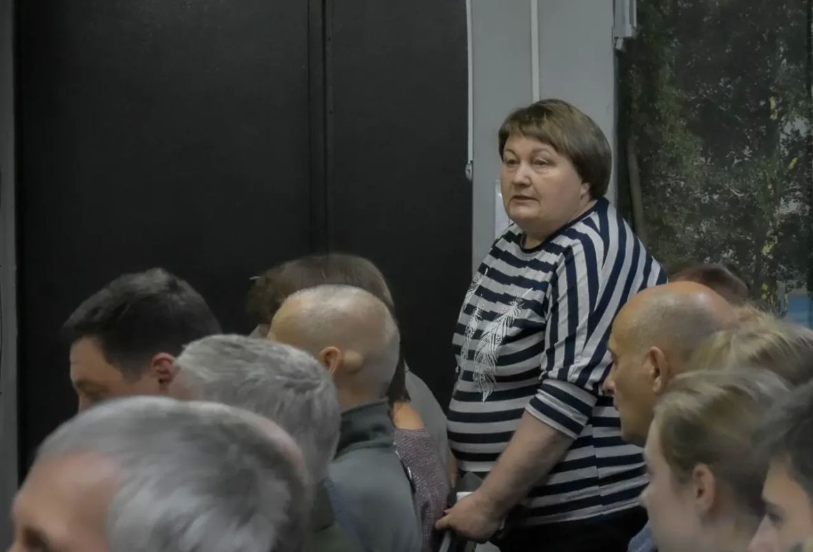 В Бирилюсском округе прошёл «Час мужества: Герои спецоперации — наши земляки» В Бирилюсском округе прошёл «Час мужества: Герои спецоперации — наши земляки»