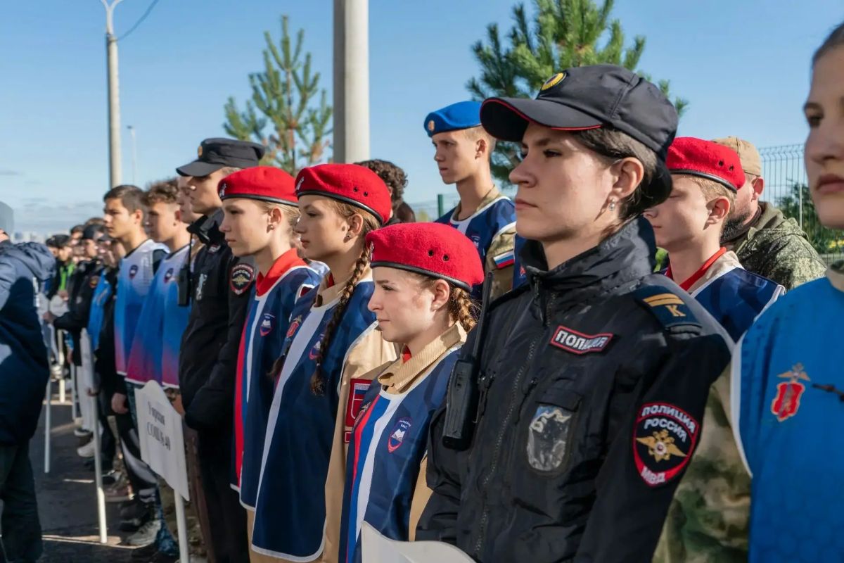 В Красноярске прошёл турнир по лазертагу среди учащихся классов правоохранительной направленности В Красноярске прошёл турнир по лазертагу среди учащихся классов правоохранительной направленности
