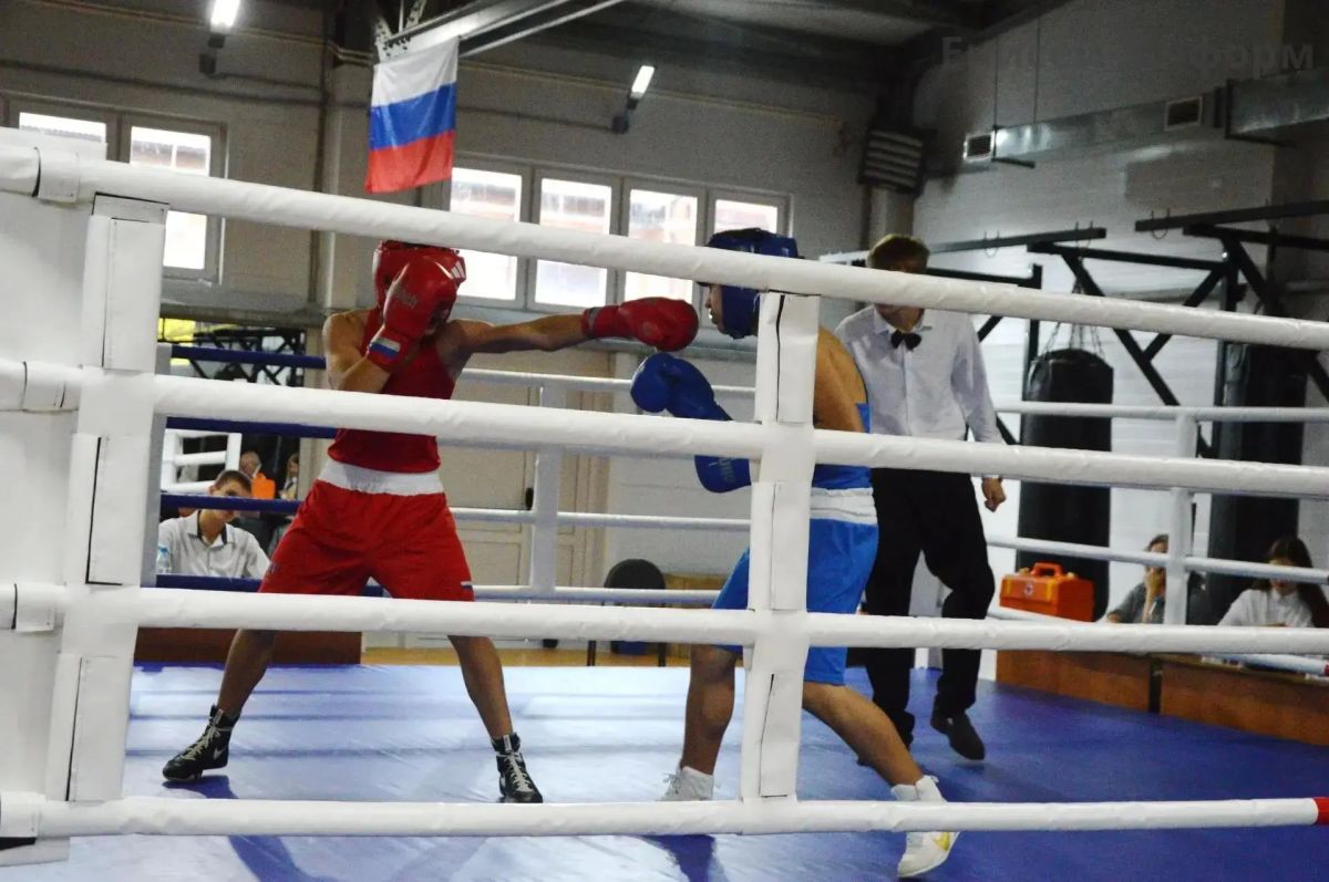 Спортсмены школы имени Фёдора Вольфа завоевали 11 медалей на Первенстве Енисейского округа по боксу Спортсмены школы имени Фёдора Вольфа завоевали 11 медалей на Первенстве Енисейского округа по боксу
