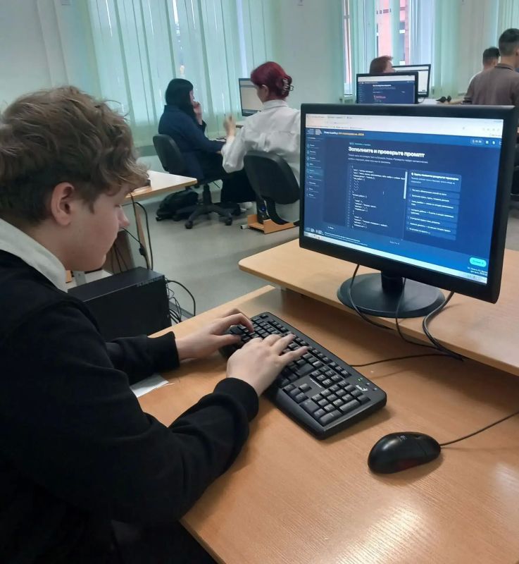 Цифровые проектировщики: как прошёл сетевой урок в Решотинской Первой школе Цифровые проектировщики: как прошёл сетевой урок в Решотинской Первой школе