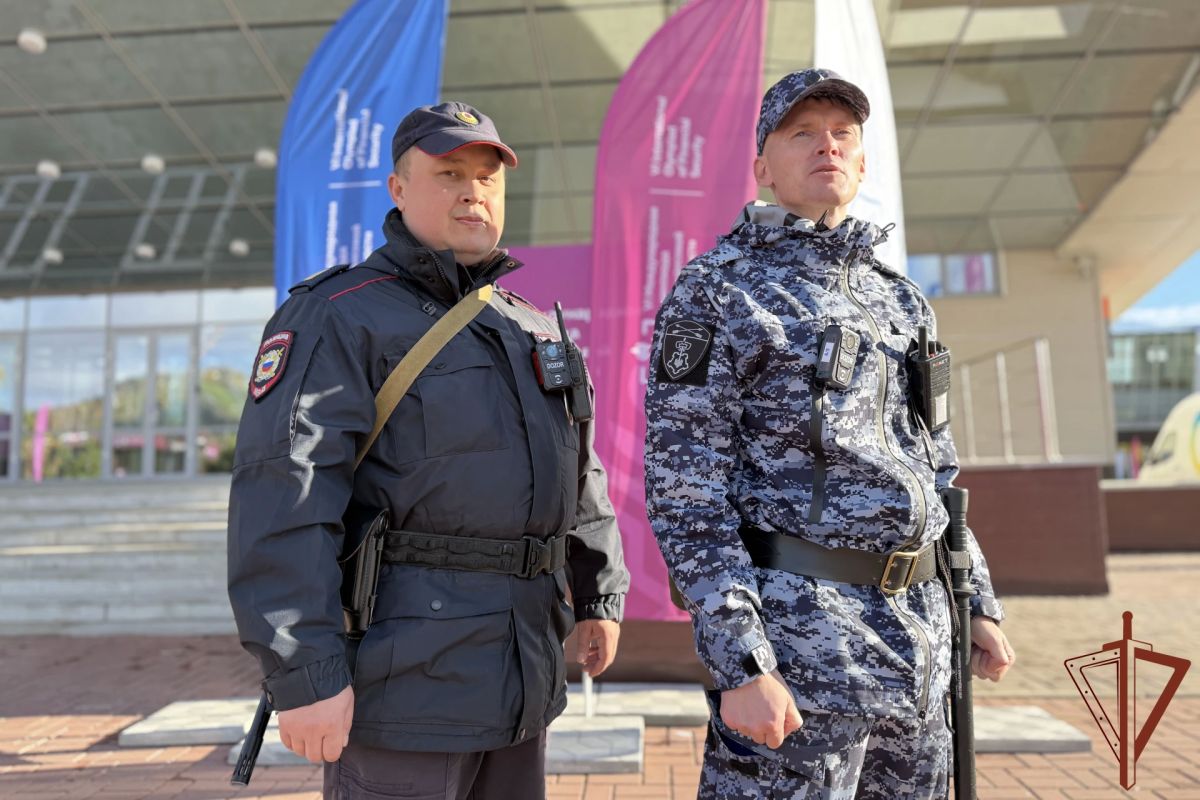 В Красноярске росгвардейцы обеспечили правопорядок во время финала VI Международной олимпиады по финансовой безопасности