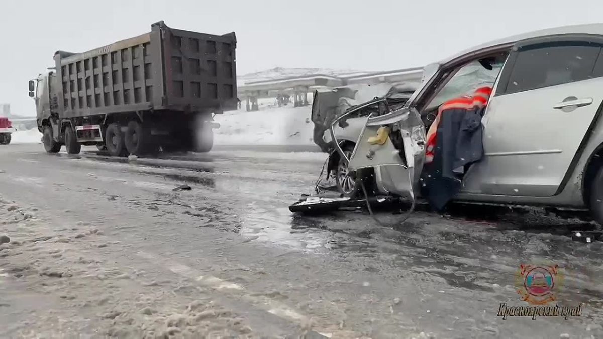 В Норильске в лобовой аварии погиб 49-летний мужчина