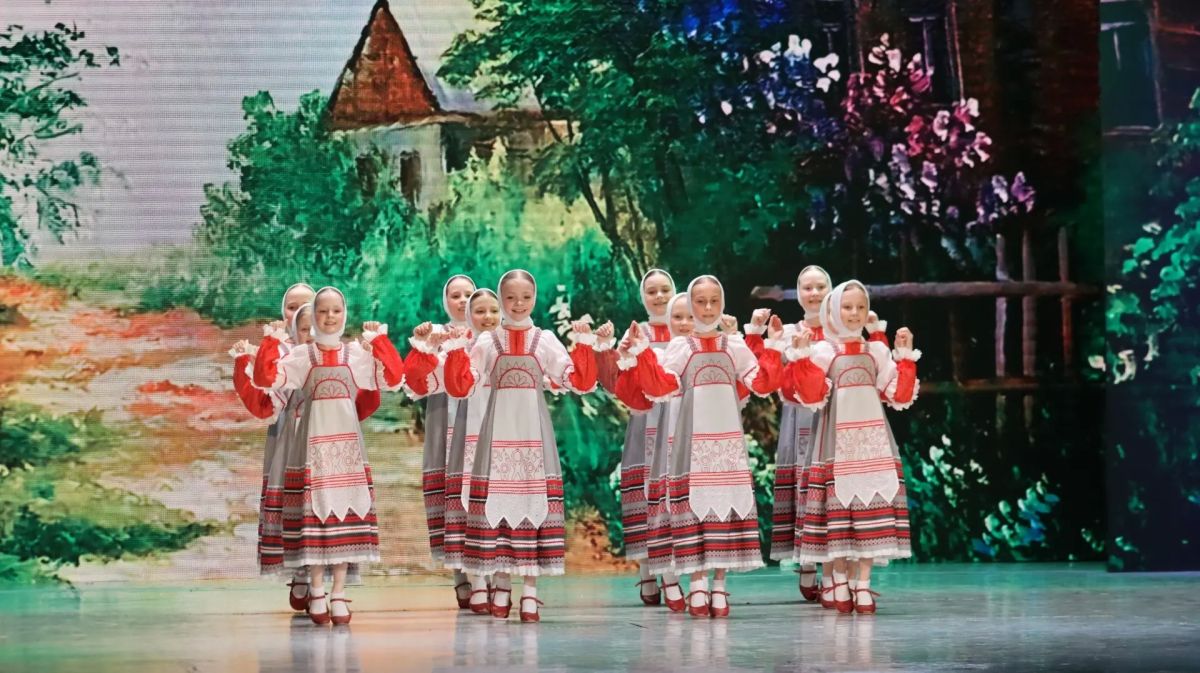 Полвека в танце: образцовому коллективу хореографического ансамбля «Рябинка» исполняется 50 лет! Полвека в танце: образцовому коллективу хореографического ансамбля «Рябинка» исполняется 50 лет!