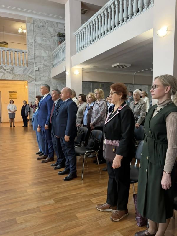 Поздравляем с началом нового учебного года краевого народного университета «Активное долголетие»! Поздравляем с началом нового учебного года краевого народного университета «Активное долголетие»!