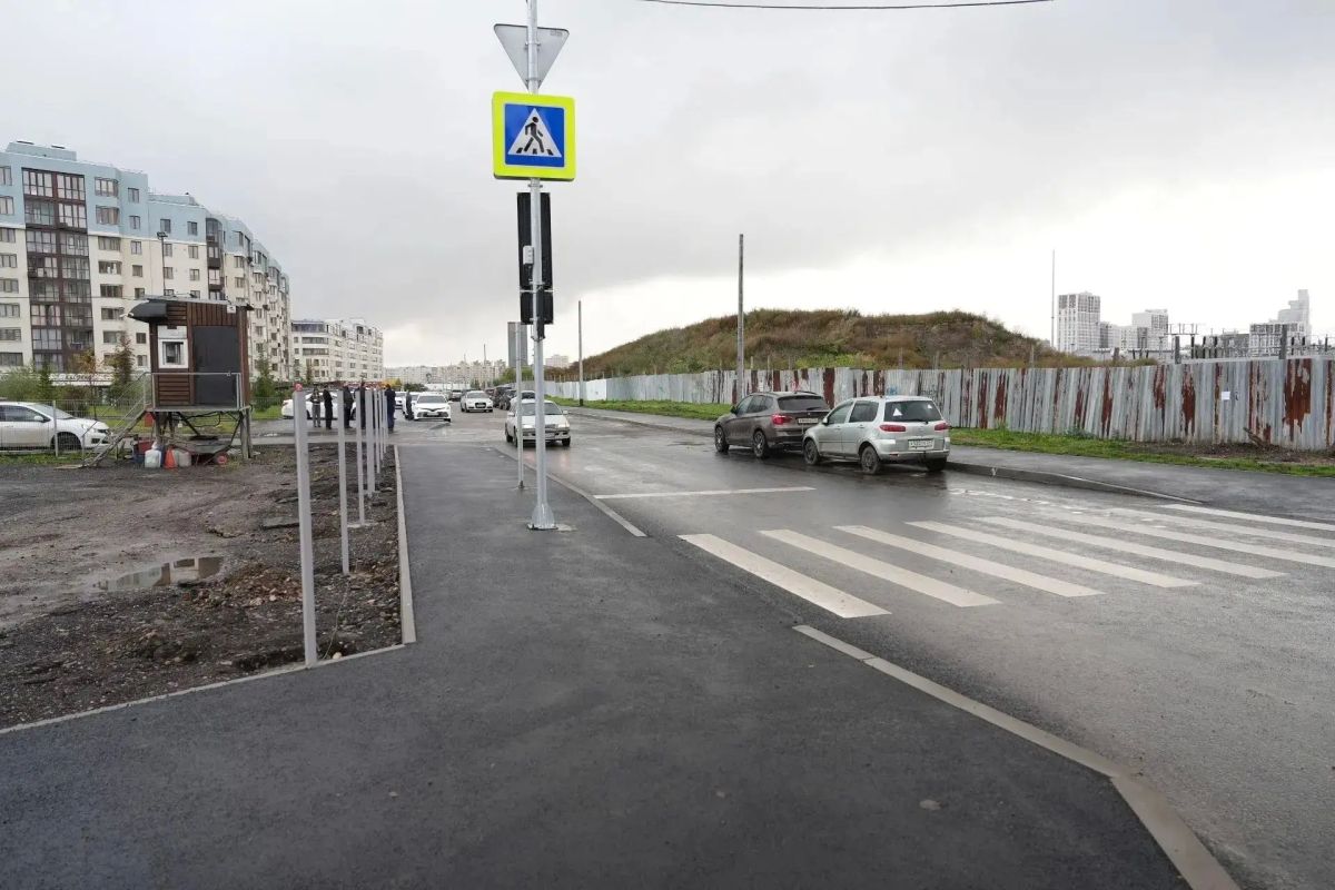 На Подзолкова заработал светофор на перекрёстке с проездом со стороны Преображенского На Подзолкова заработал светофор на перекрёстке с проездом со стороны Преображенского