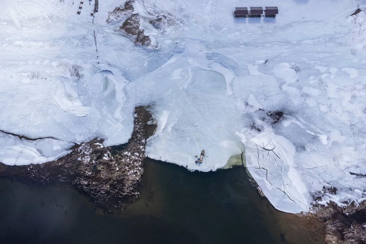 На севере Красноярского края началось формирование ледового покрова на водоемах