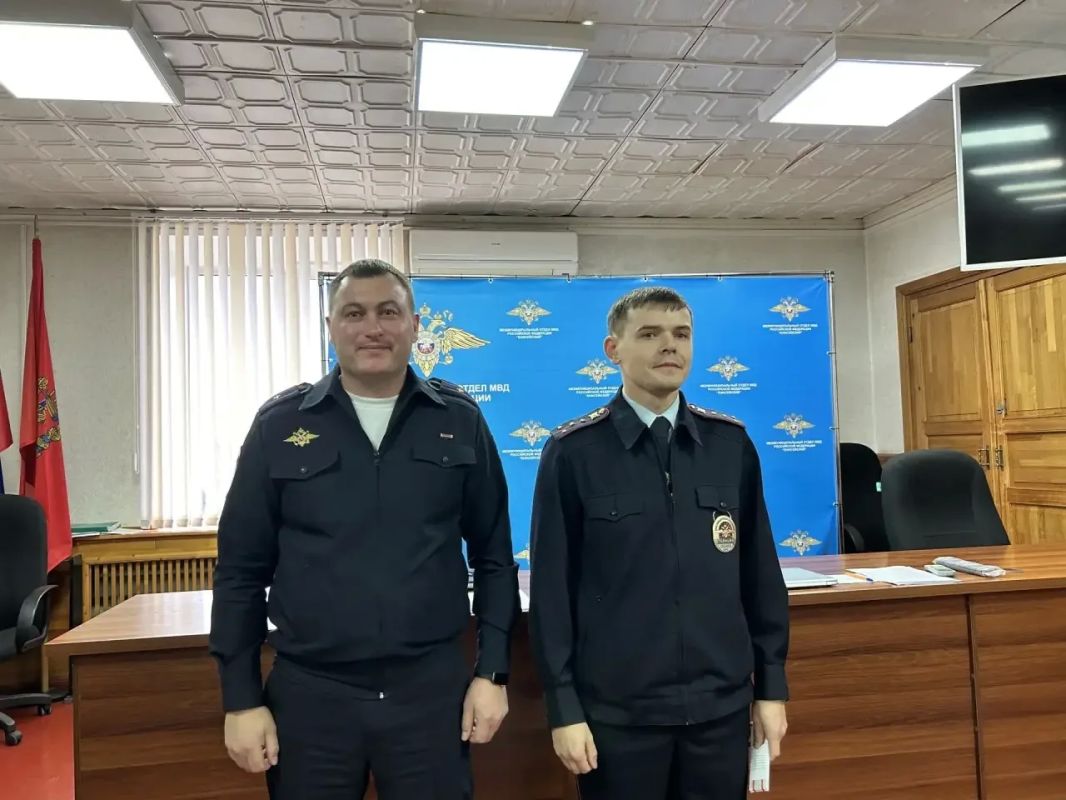 В Енисейской полиции состоялась торжественная церемония вручения очередных специальных званий сотрудникам органов внутренних дел