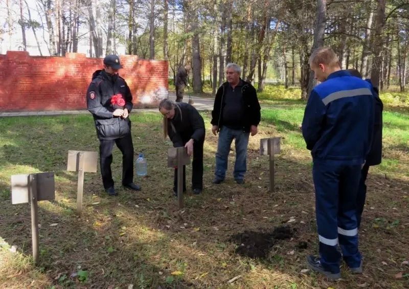 Память, застывшая в граните и живущая в сердцах Память, застывшая в граните и живущая в сердцах